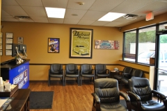 Waiting Room 2 | Kennsaw-Autocenter | Gallery | Image 22